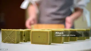 告别都市亚健康：沪上白领必知的神奇按摩疗效，让你满血复活！