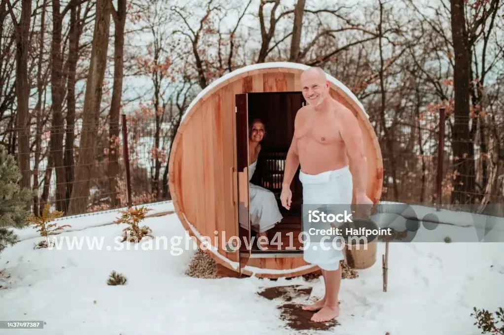 正在进行按摩的背部