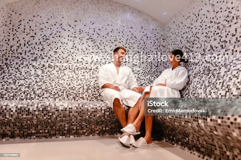 高级桑拿房内部细节