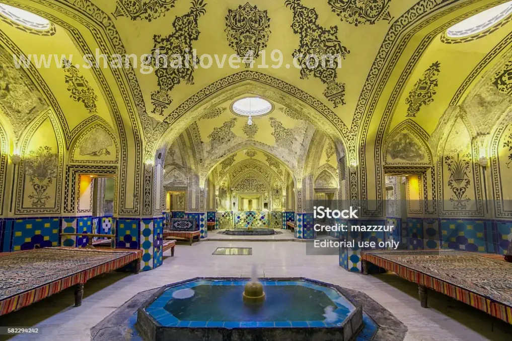 天然香木桑拿房内部